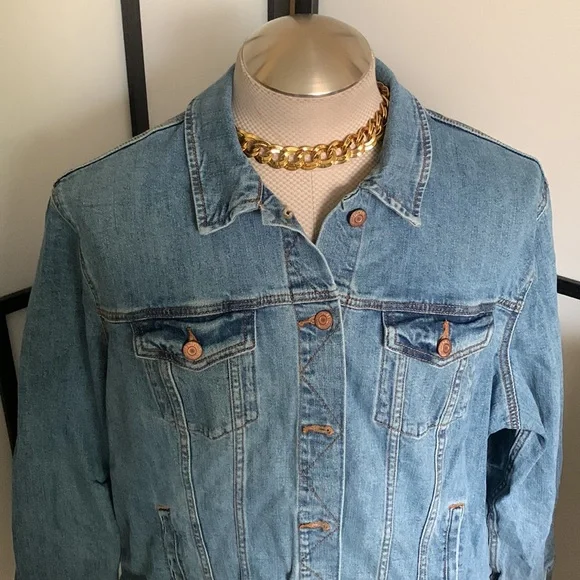 Old Navy Women's Blue Jean Jacket Size XXL Perfect with Maxi Dresses I1010 - Picture 2 of 15